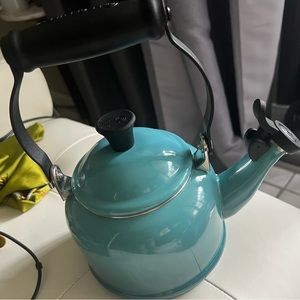 Le Creuset Caribbean Tea Kettle